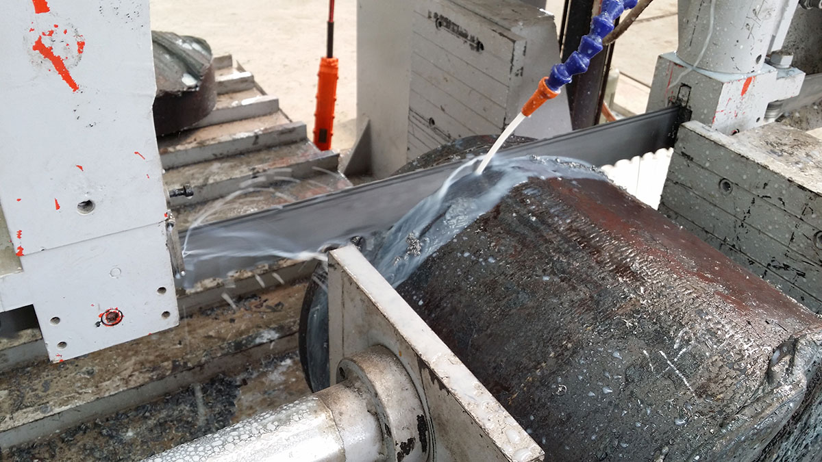 1727168753897322.jpg 01.jpg