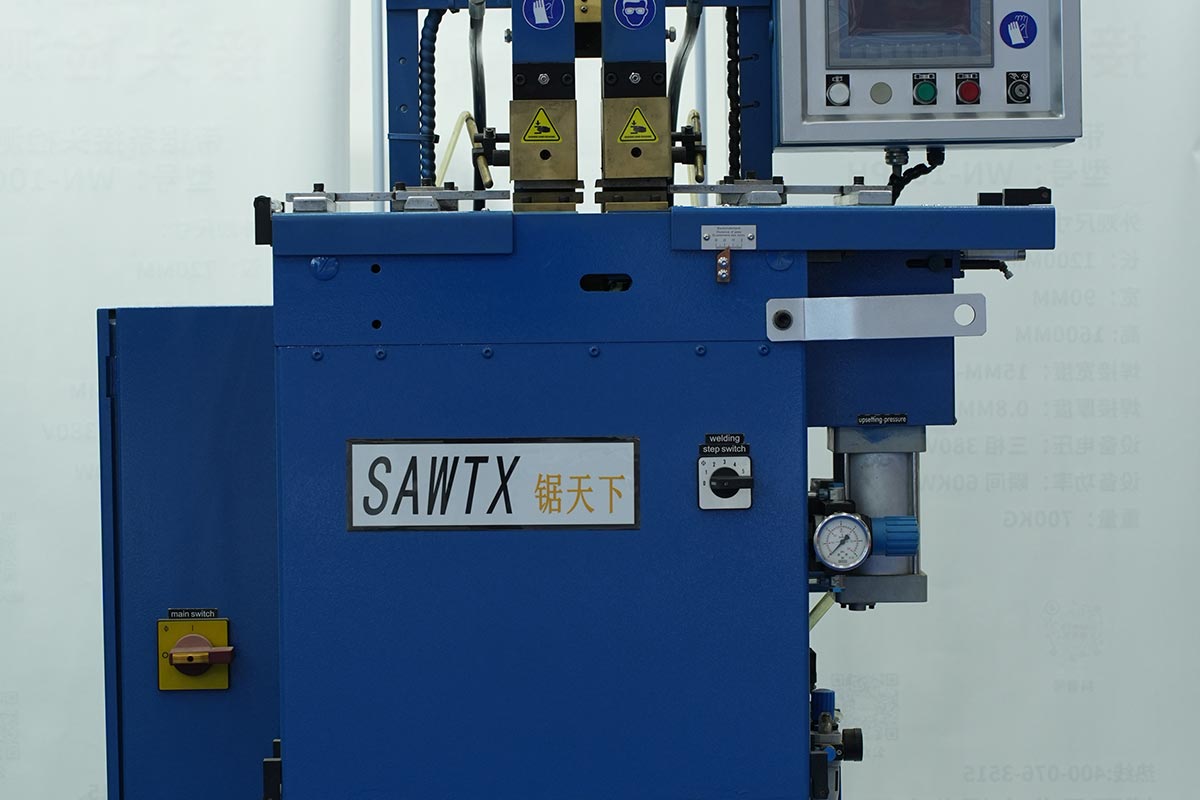 1732758763542292.jpg 02.jpg